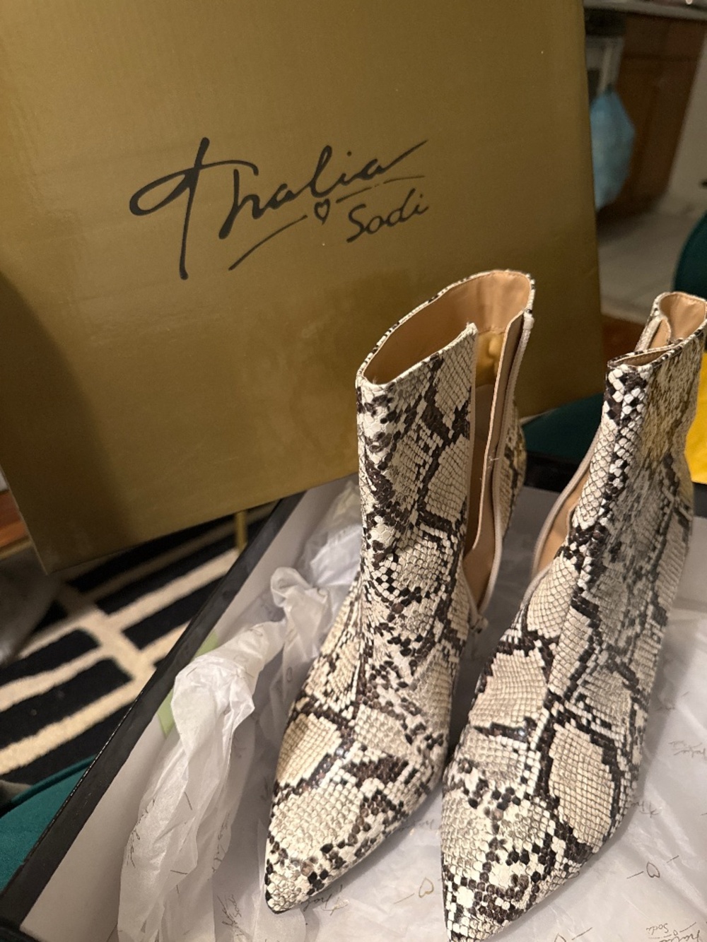 Snake Print Stiletto Ankle Boots Women’s Size 8 Pointed Toe Statement Heels